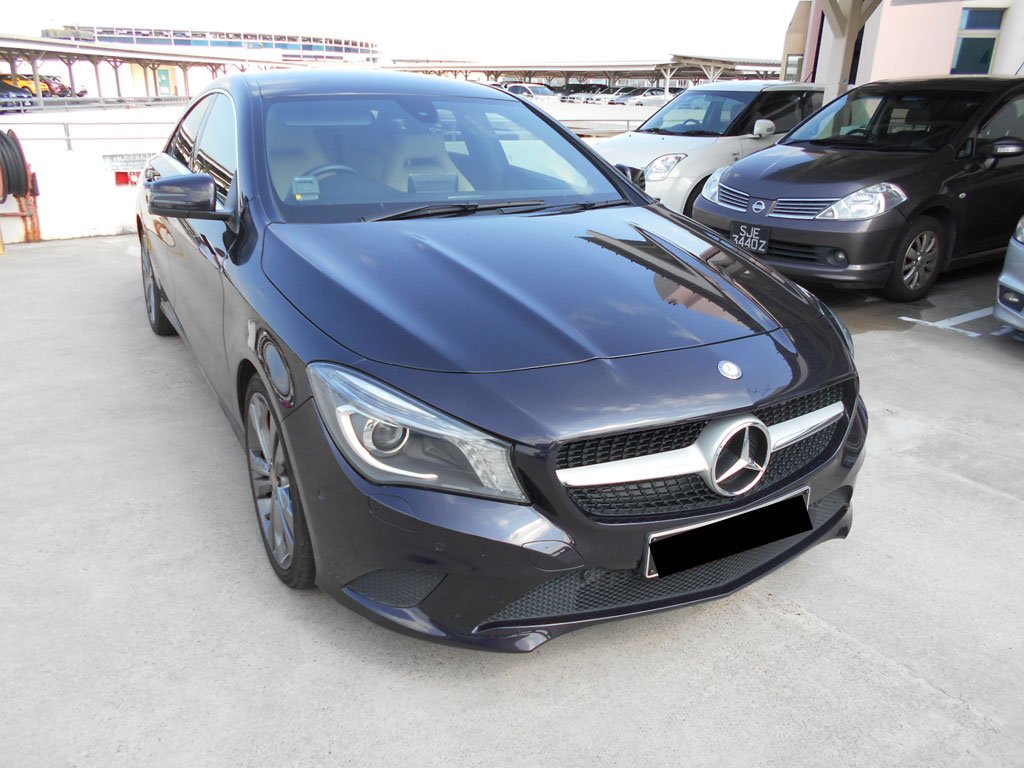 Mercedes Benz CLA180 (R18 BI)