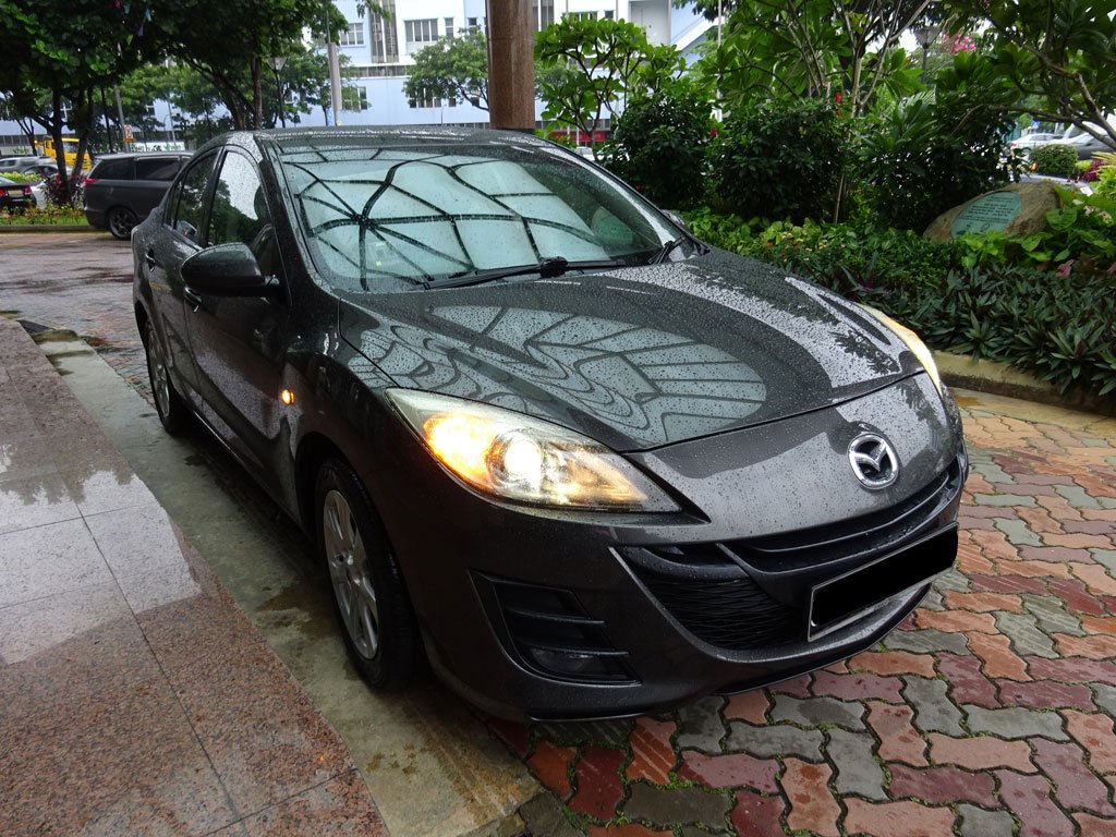 Mazda 3 1.6A Luxury