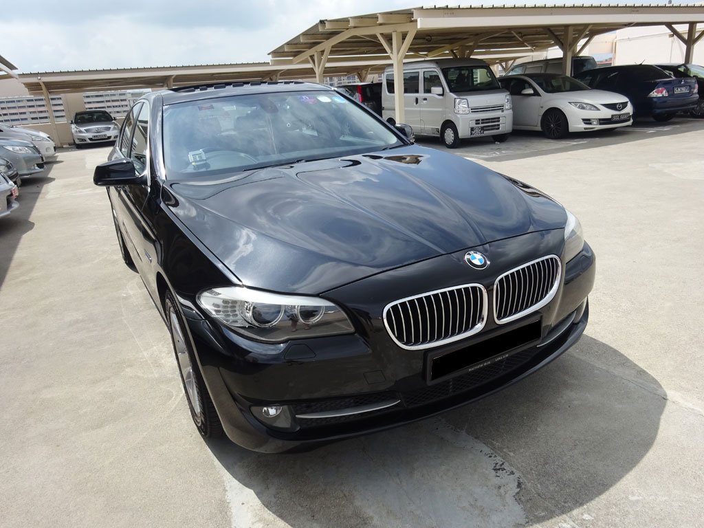 BMW 523I A