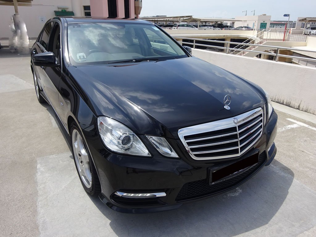 Mercedes Benz E200