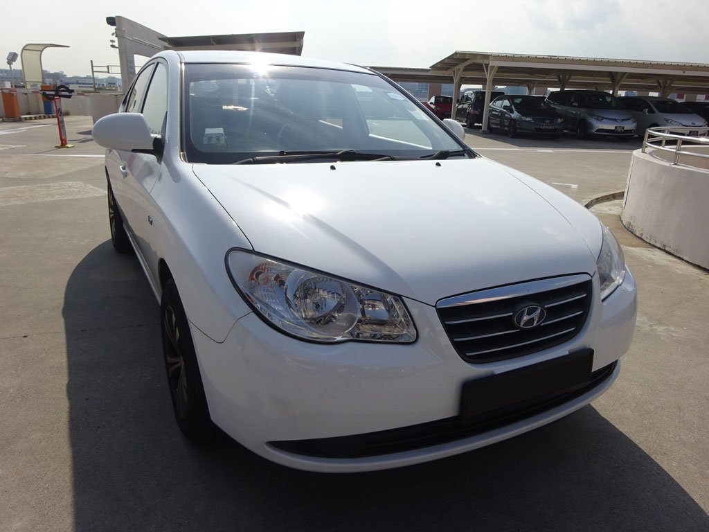 Hyundai Avante 1.6A