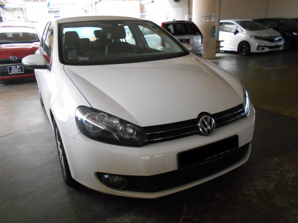 Volkswagen New Golf 1.4A
