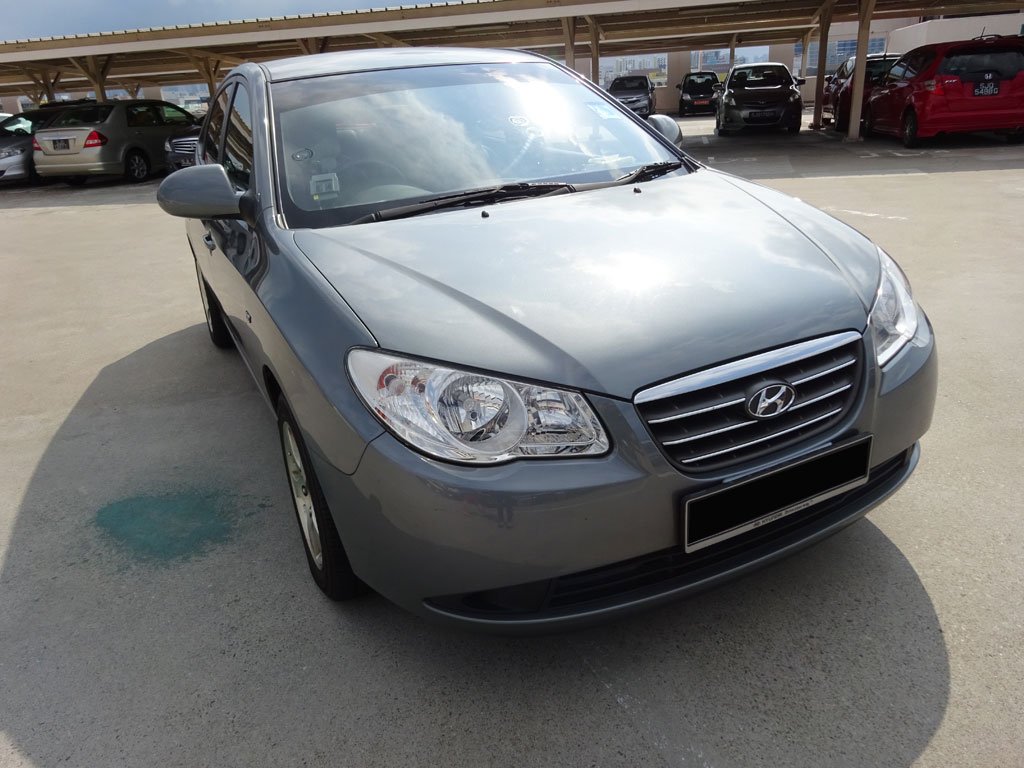 Hyundai Avante 1.6A S