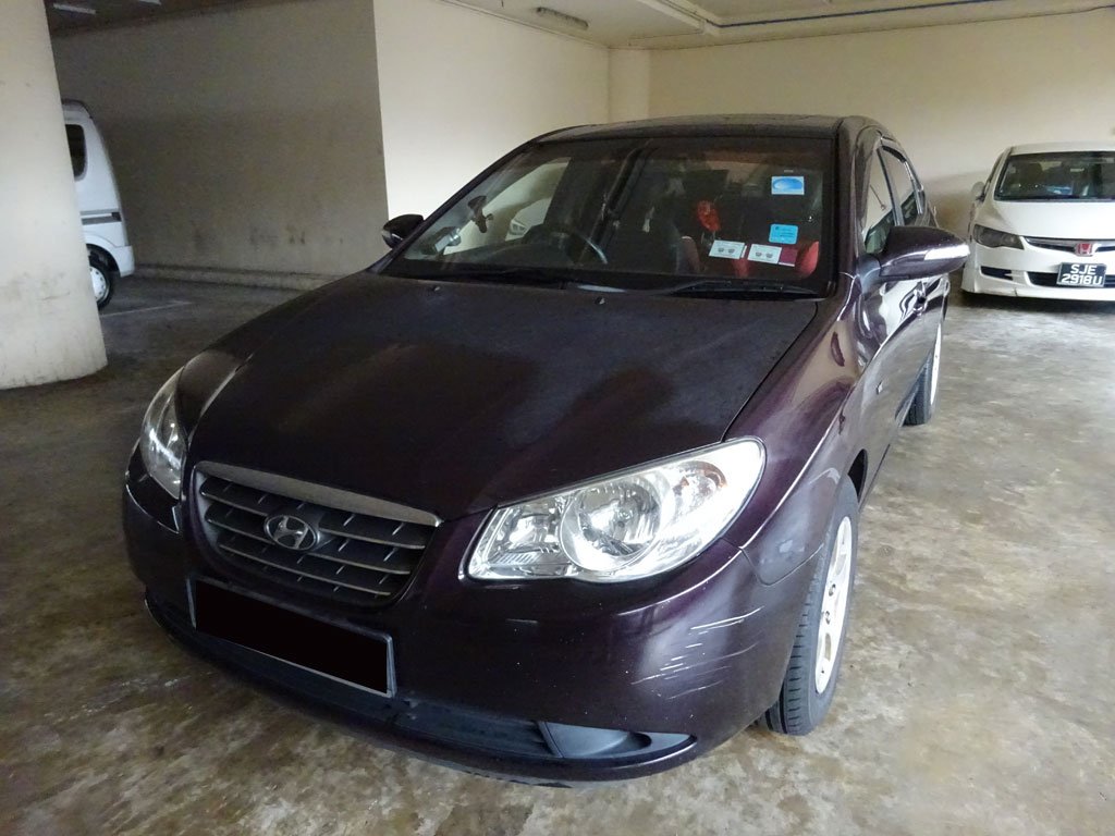Hyundai Avante 1.6A Sunroof