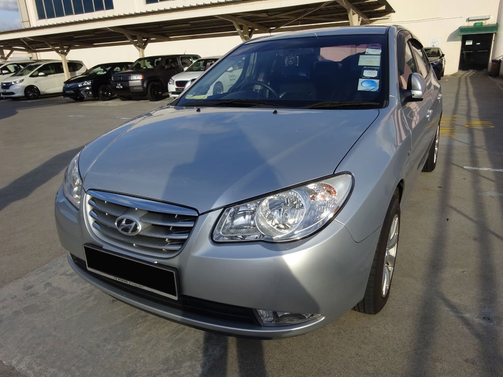 Hyundai Avante 1.6A S