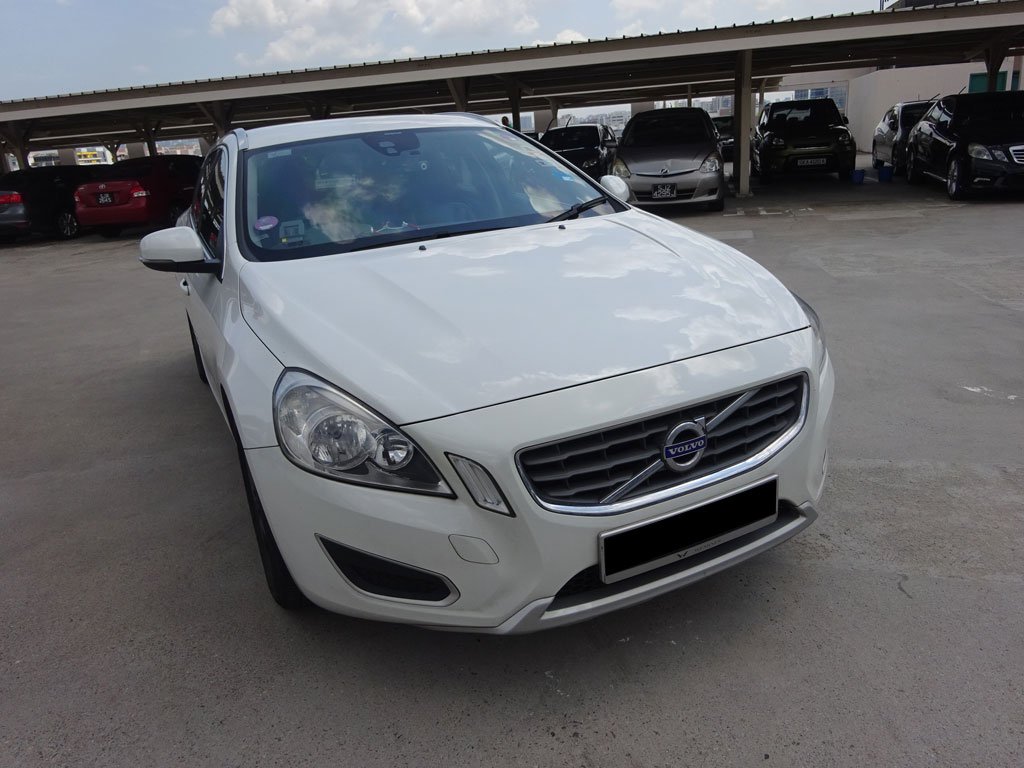 Volvo V60 T4