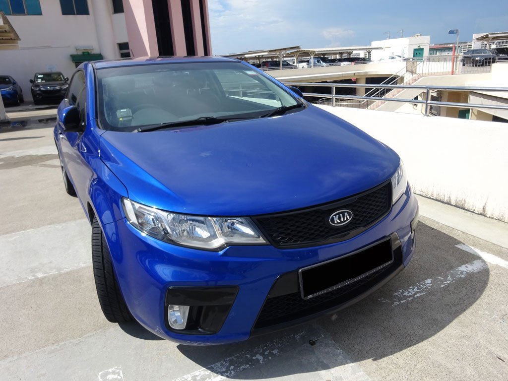 Kia Cerato Forte Koup 1.6A SX Sunroof