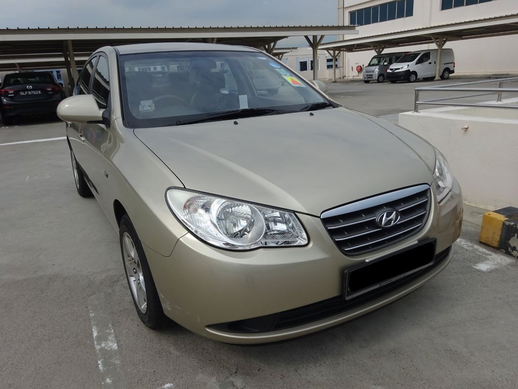 Hyundai Avante 1.6A S