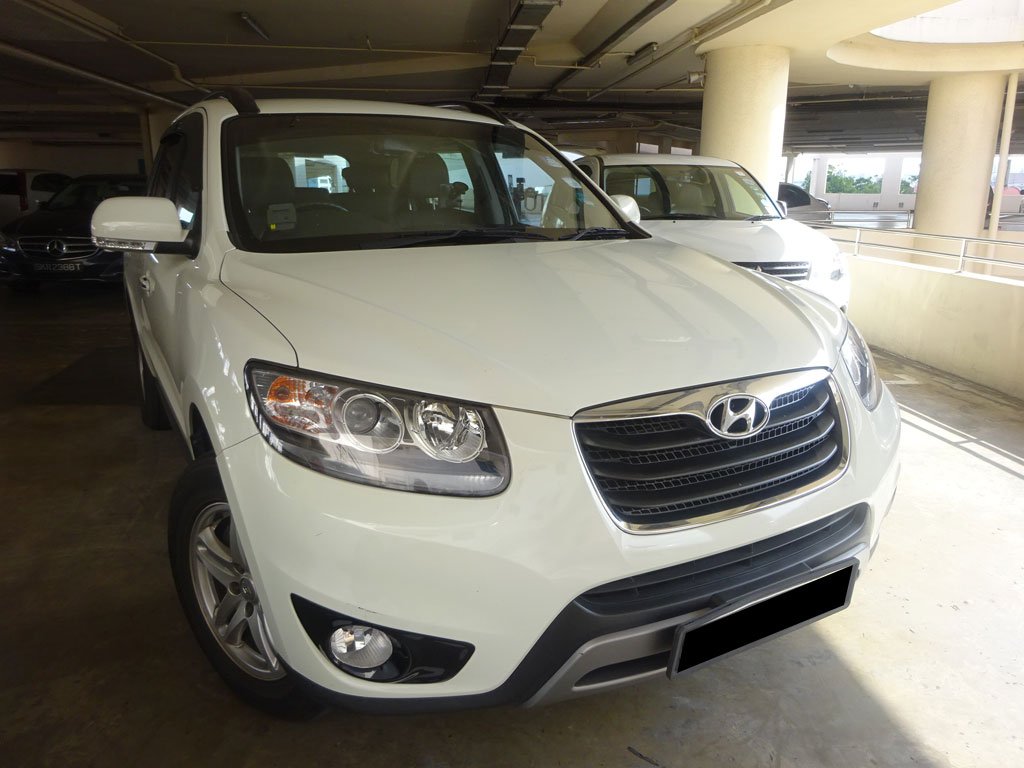 Hyundai CM Santa Fe 2.4A
