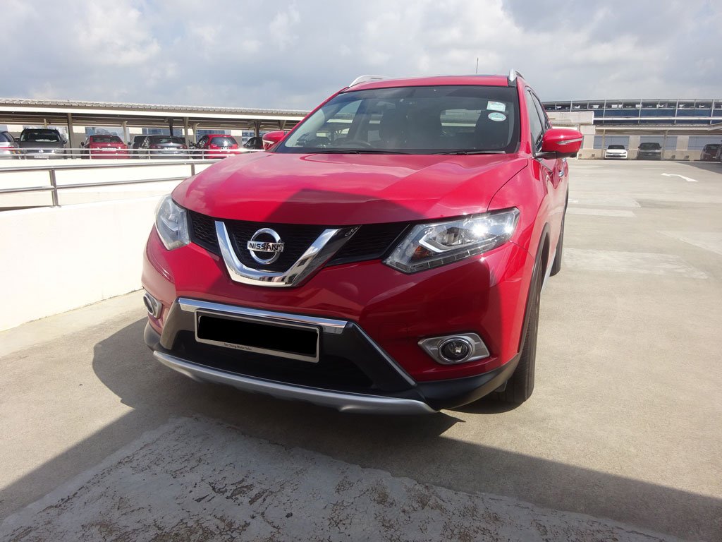 Nissan X-Trail 2.0A CVT Sunroof