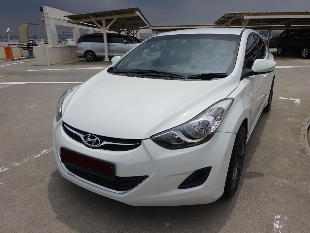 Hyundai Elantra 1.6A