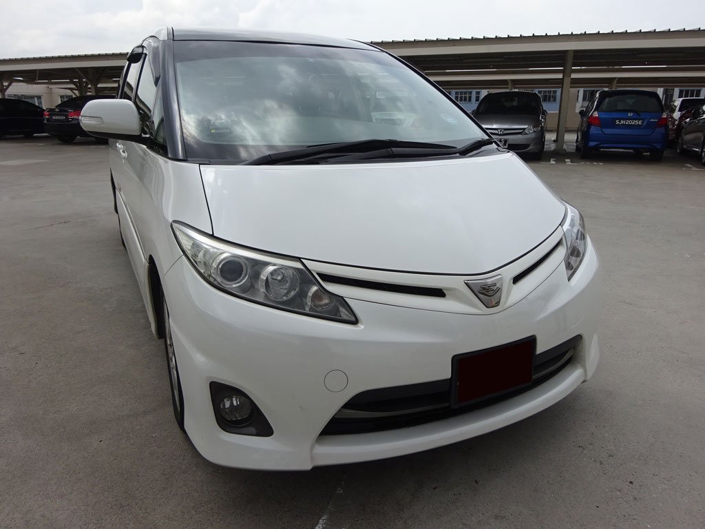 Toyota Estima Aeras 2.4A