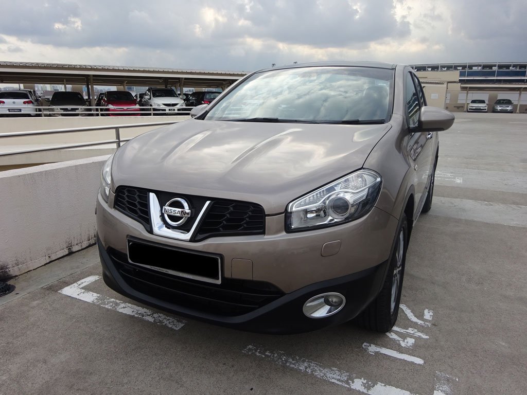 Nissan Qashqai Premium 2.0A Sunroof
