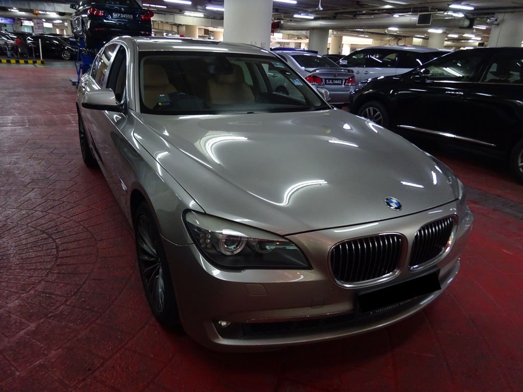 BMW 750I 4.4A Sunroof