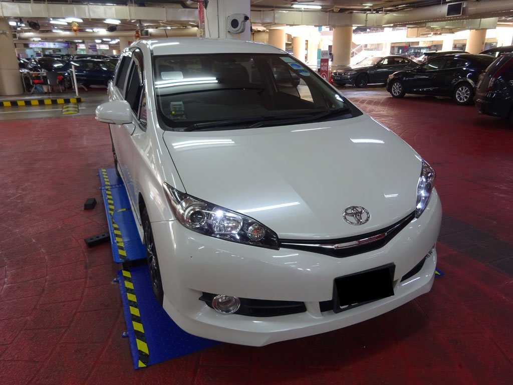 Toyota Wish 1.8A CVT