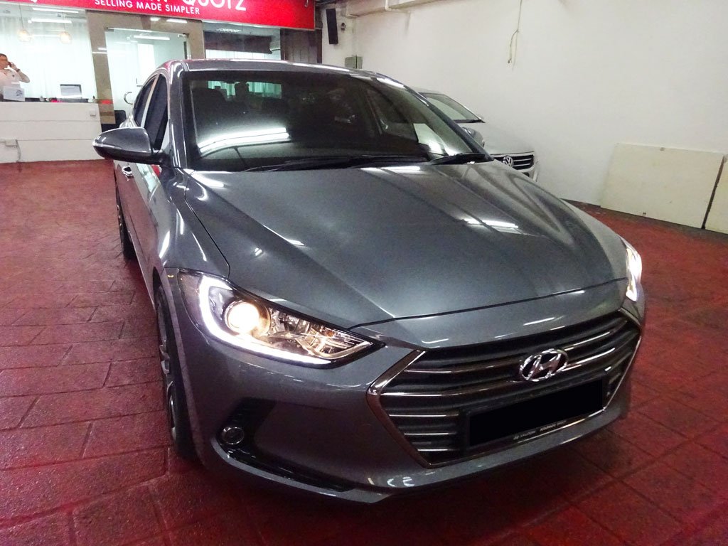 Hyundai Elantra 1.6A GLS (AMS)