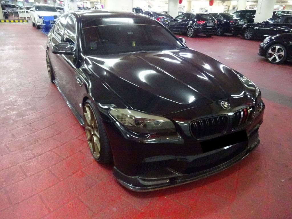 BMW 523I A