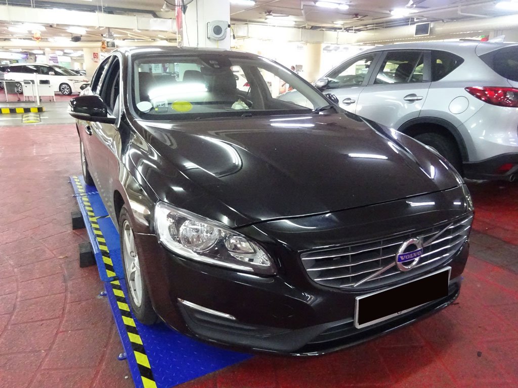 Volvo S60 T2