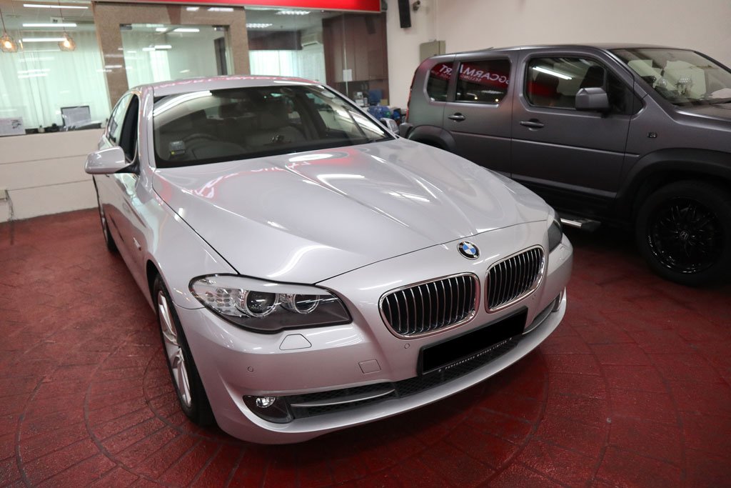 BMW 528I 2.0L AT