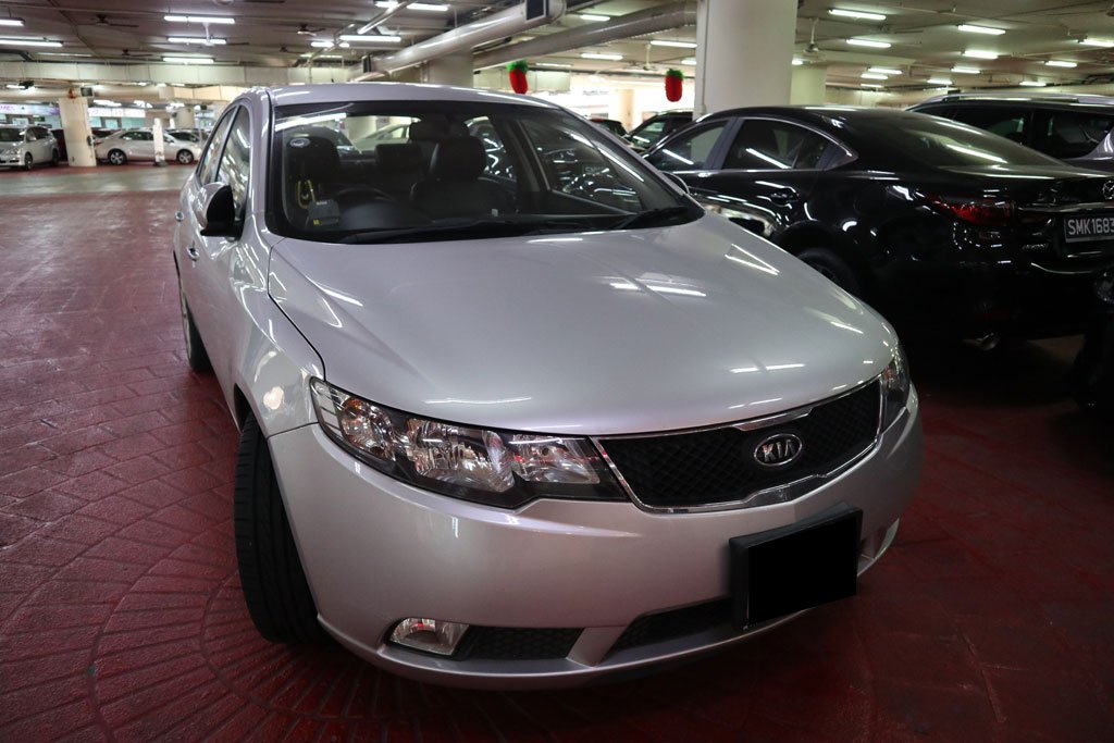 Kia Cerato Forte 1.6A SX