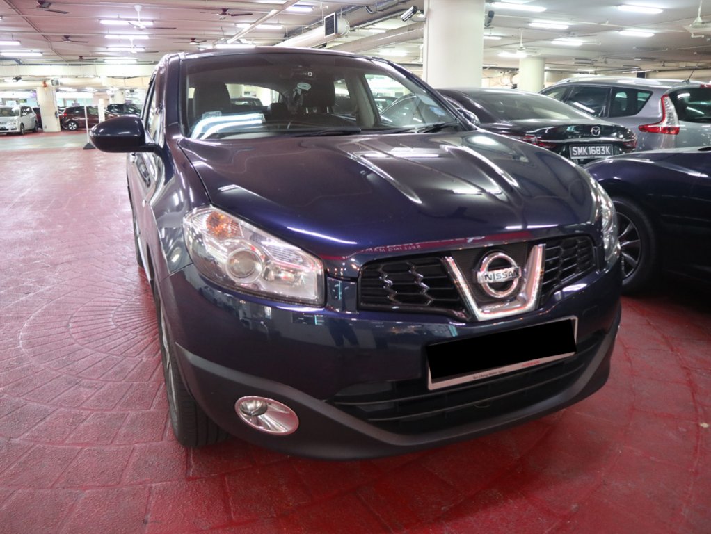 Nissan Qashqai Premium CVT 2.0A