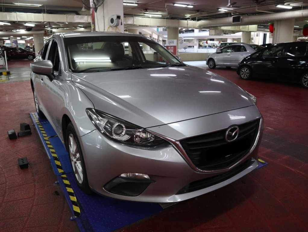 Mazda 3 Sedan 1.5A SP