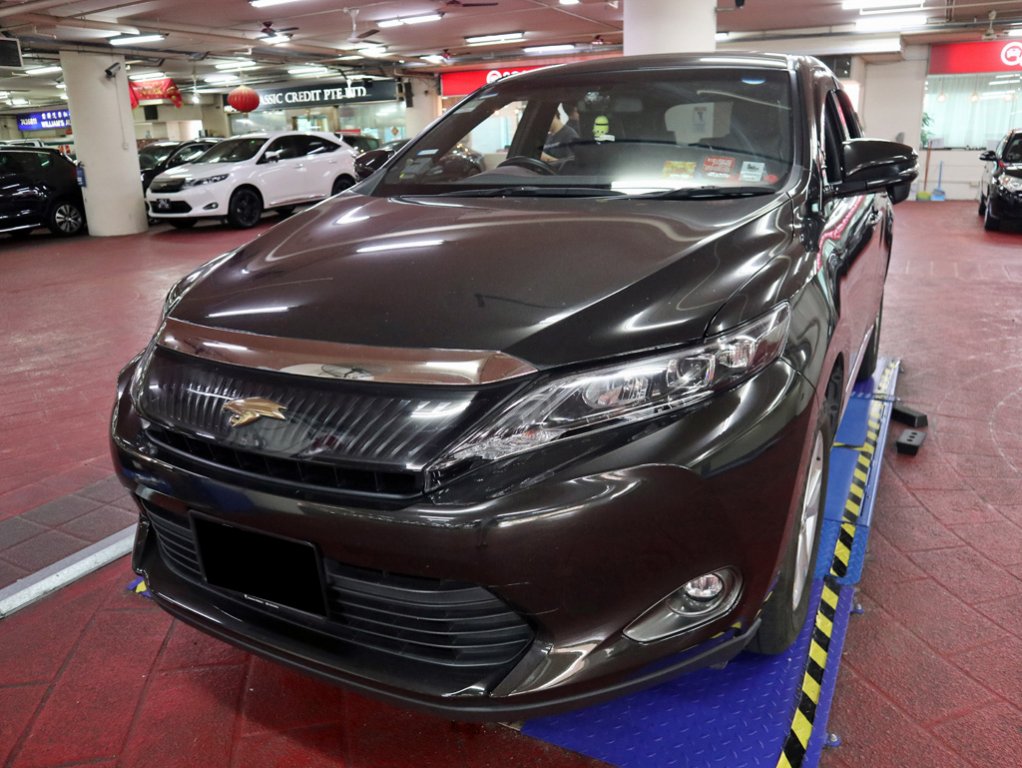 Toyota Harrier Elegance 2.0A