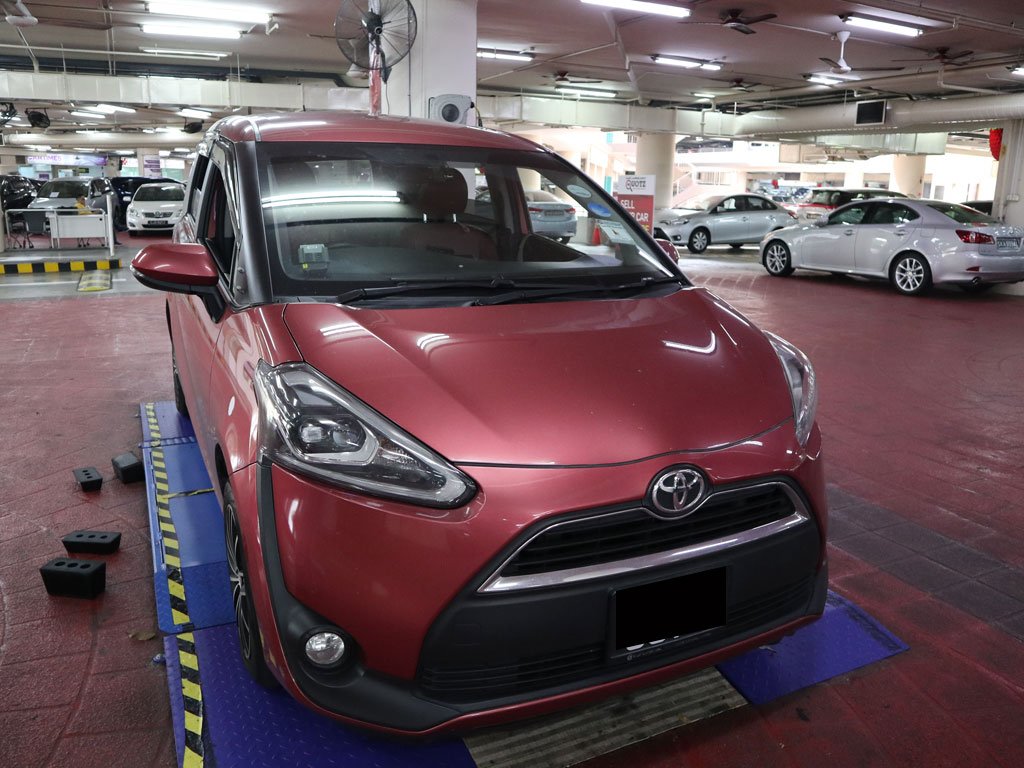 Toyota Sienta 1.5A X