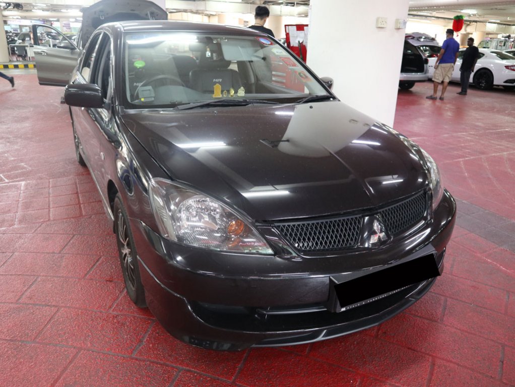 Mitsubishi Lancer 1.6A GLX