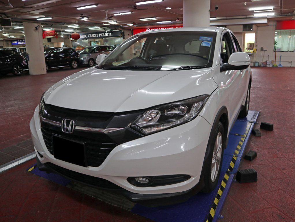 Honda Vezel 1.5X CVT