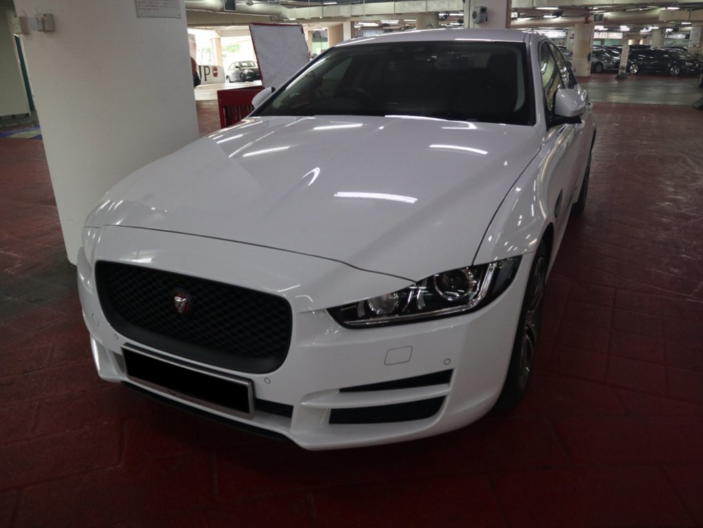 Jaguar XE 2.0 I4D TSS