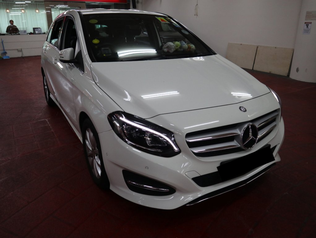 Mercedes Benz B180 Style (R16 LED)