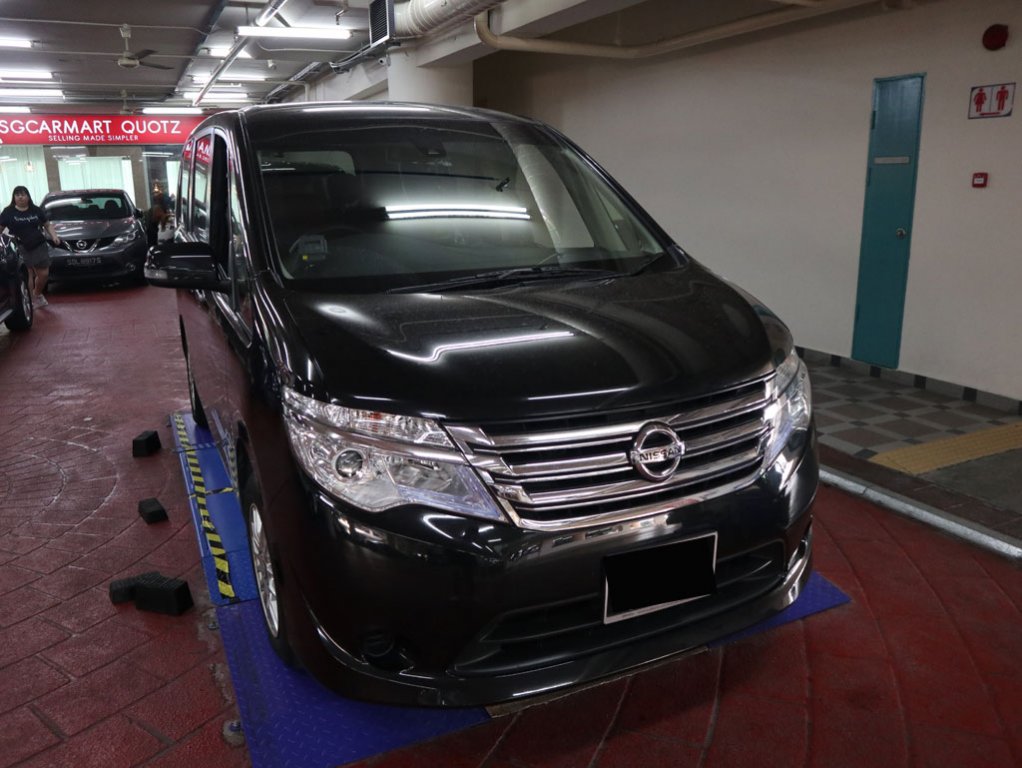 Nissan Serena 2.0G S (Hybrid)