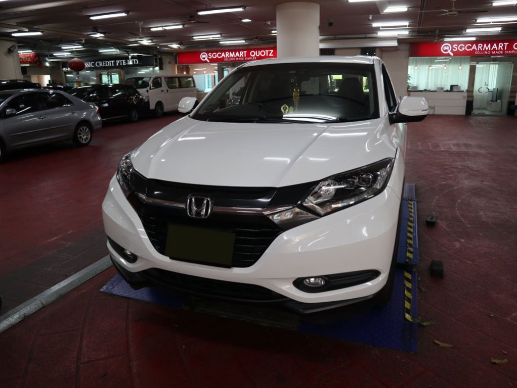 Honda Vezel 1.5X CVT