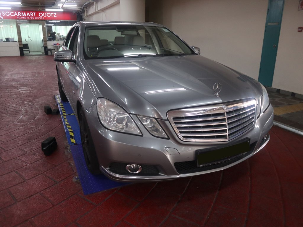 Mercedes Benz E200 CGI