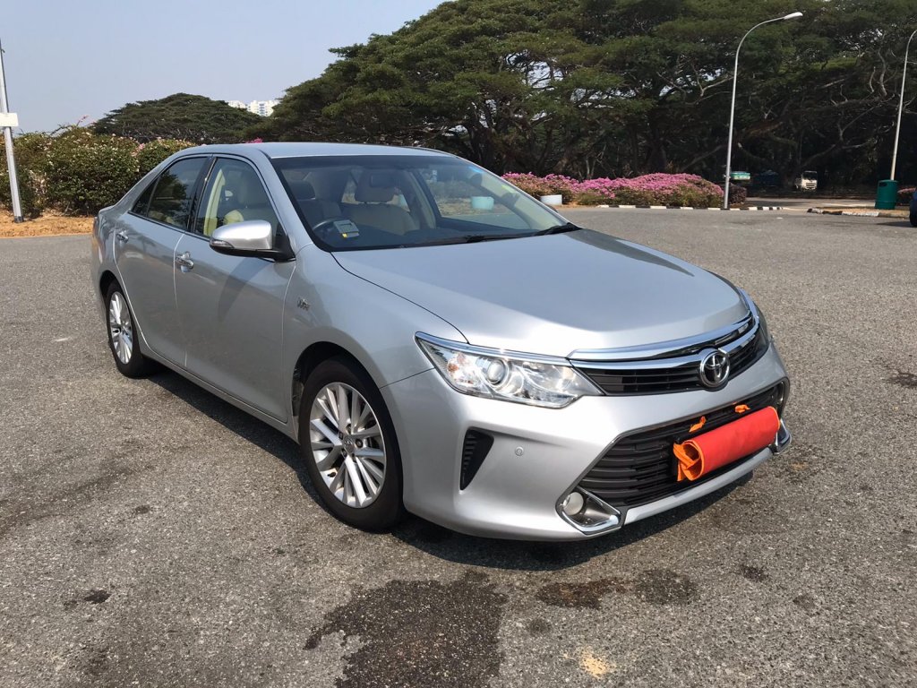 Toyota Camry 2.5 AUTO