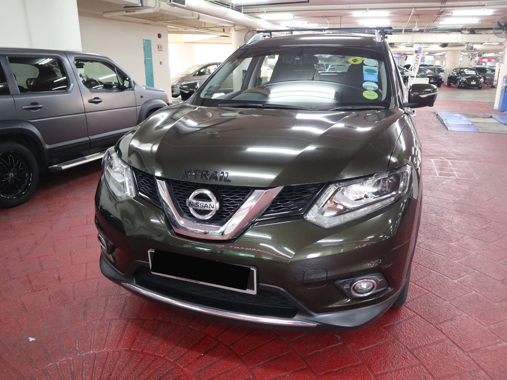 Nissan X-Trail 2.0A CVT Sunroof.