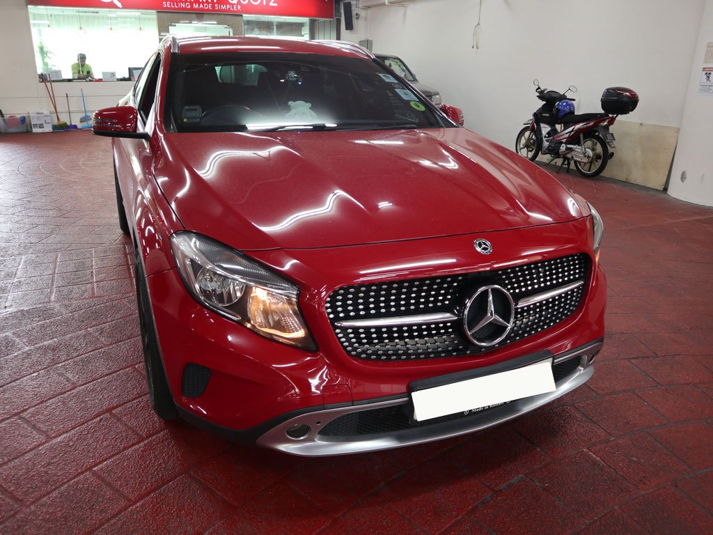 Mercedes Benz GLA180
