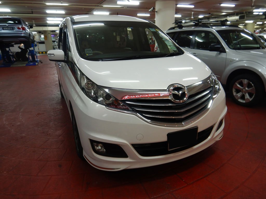 Mazda Biante Wagon 2.0L SP