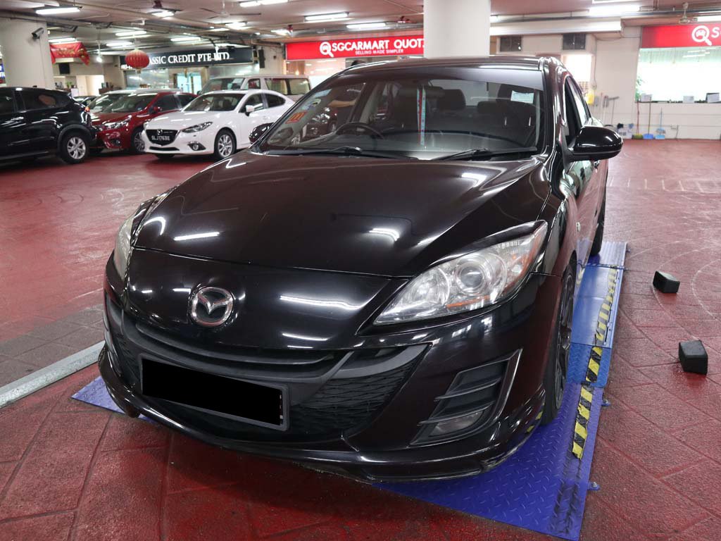 Mazda 3 1.6A Sedan