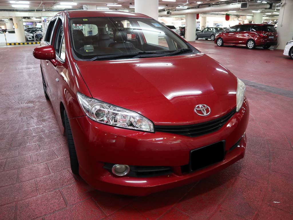 Toyota Wish 2.0 Auto