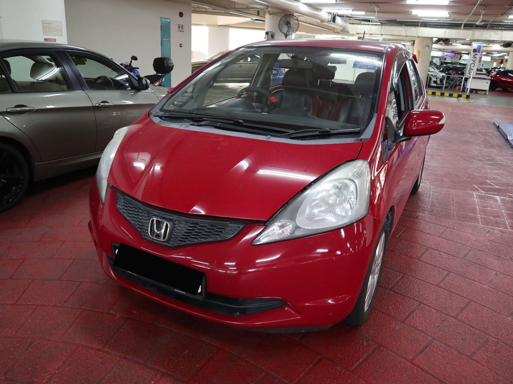 Honda Jazz 1.3M L