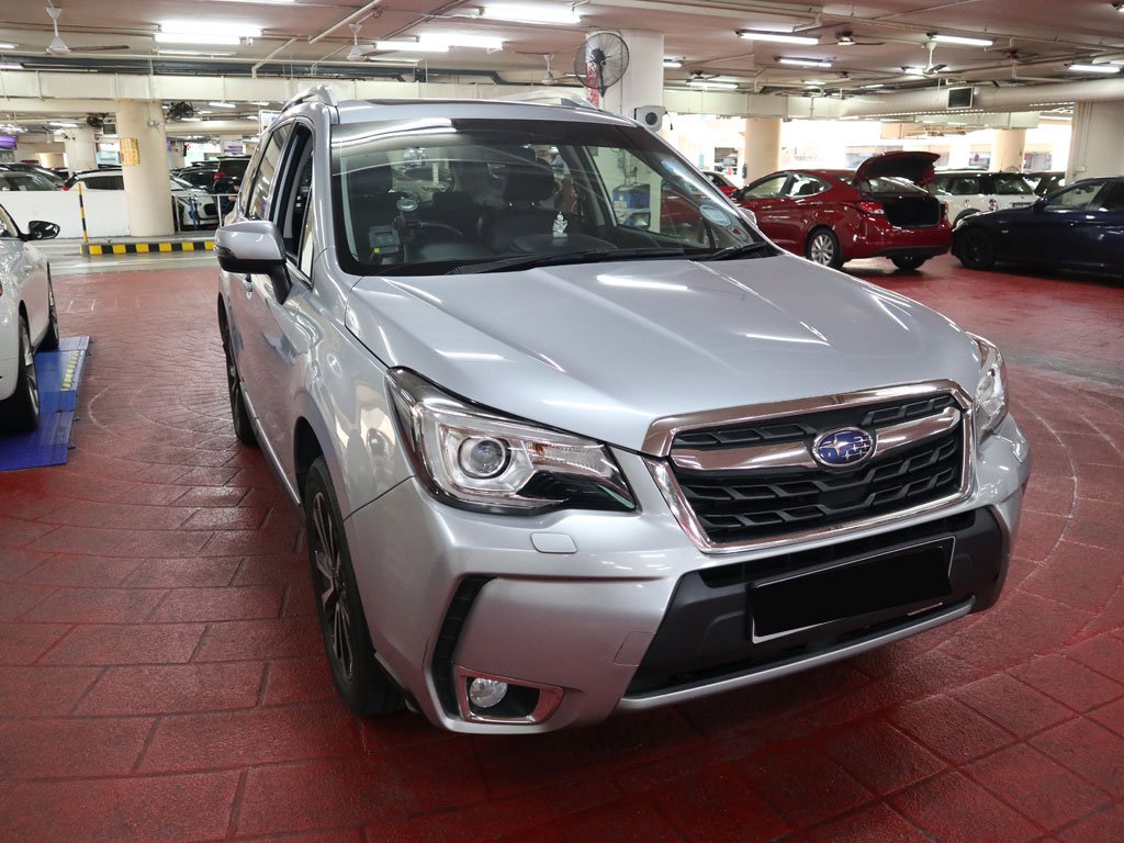 Subaru Forester 2.0XT CVT Sunroof