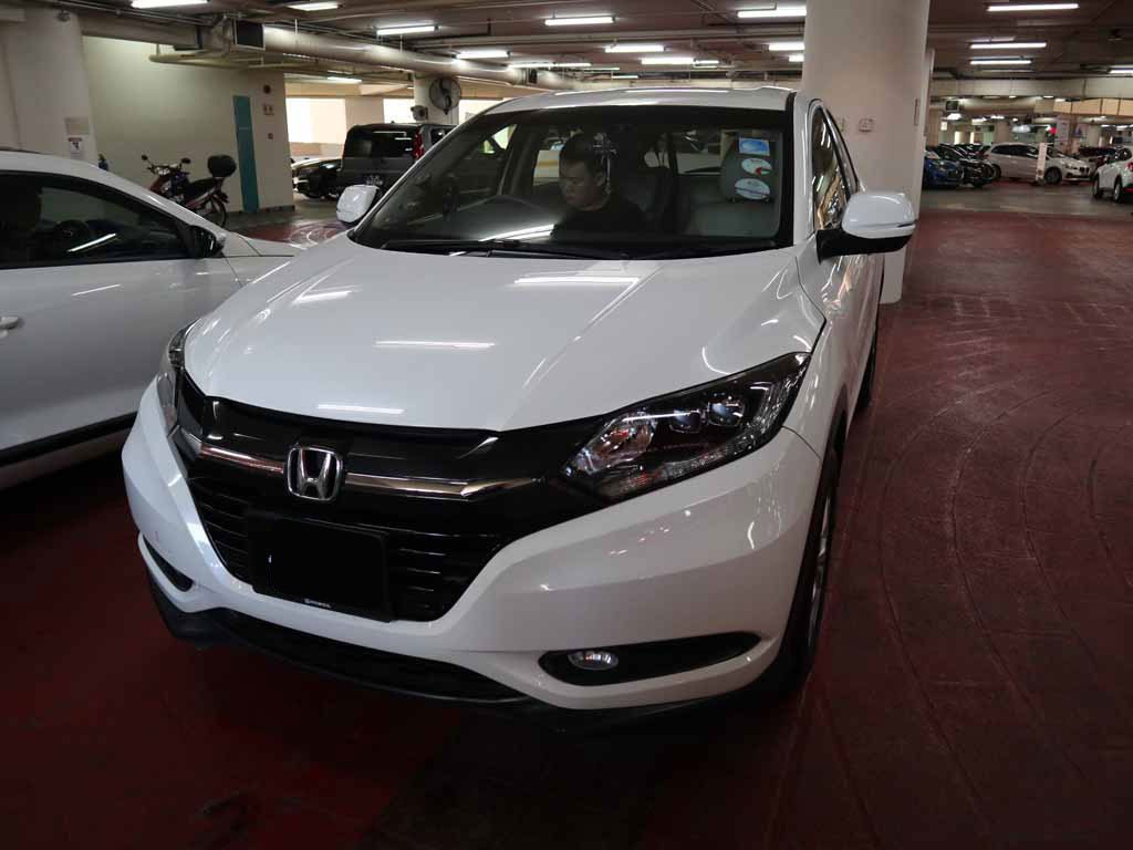 Honda Vezel 1.5X CVT