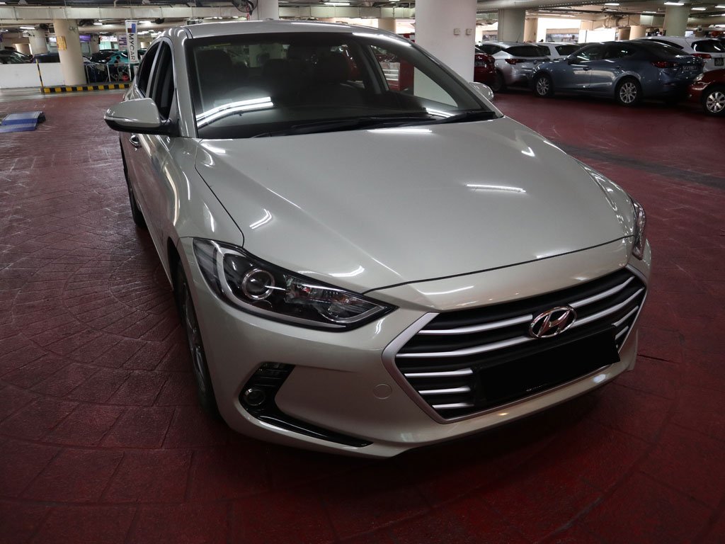 Hyundai Elantra 1.6A GLS (AMS)