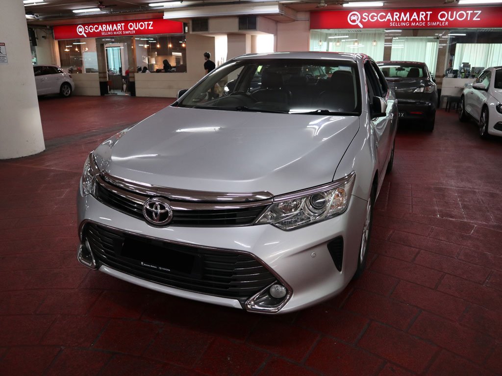 Toyota Camry 2.0A