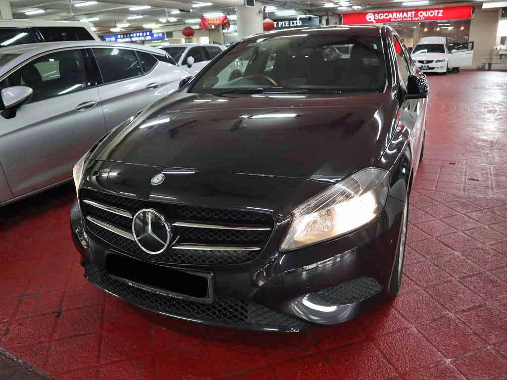 Mercedes Benz A180 (R17)