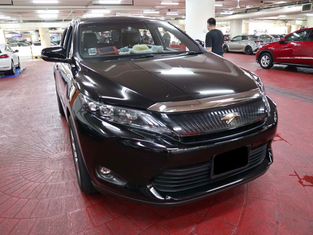 Toyota Harrier 2.0A Elegance