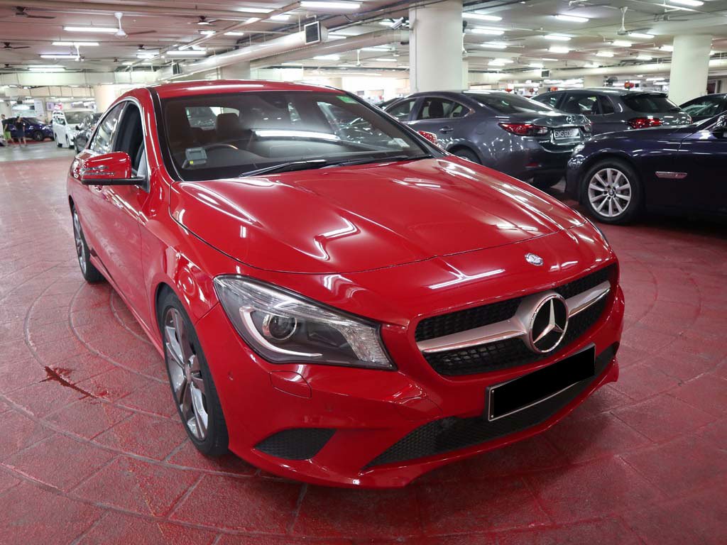 Mercedes Benz CLA180 (R18 BI)