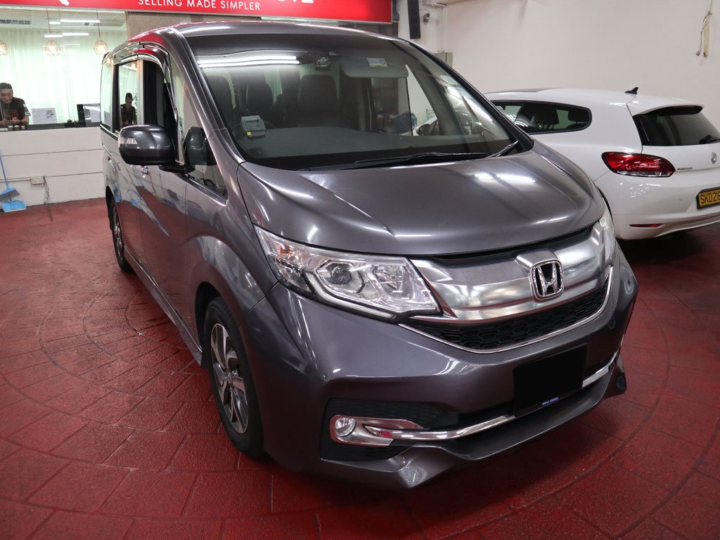 Honda Stepwagon Spada 1.5A CVT